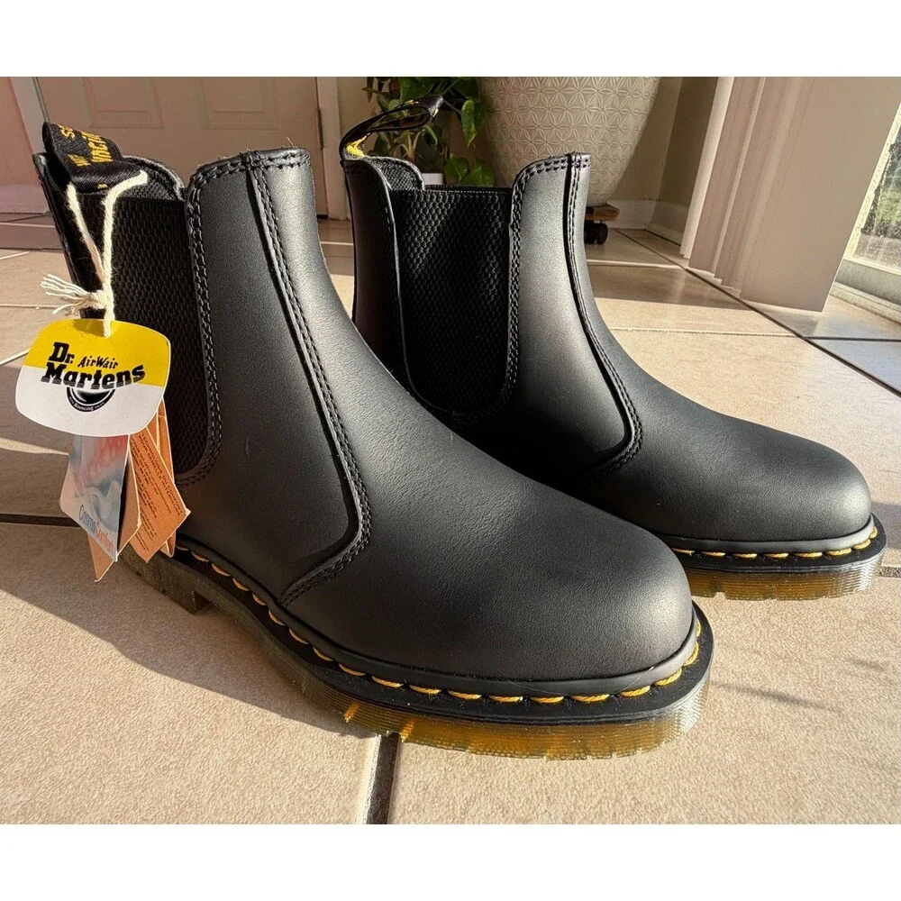 Dr. Martens 2976 SR Chelsea Boots Black Industrial Full Grain Women's 8 NEW